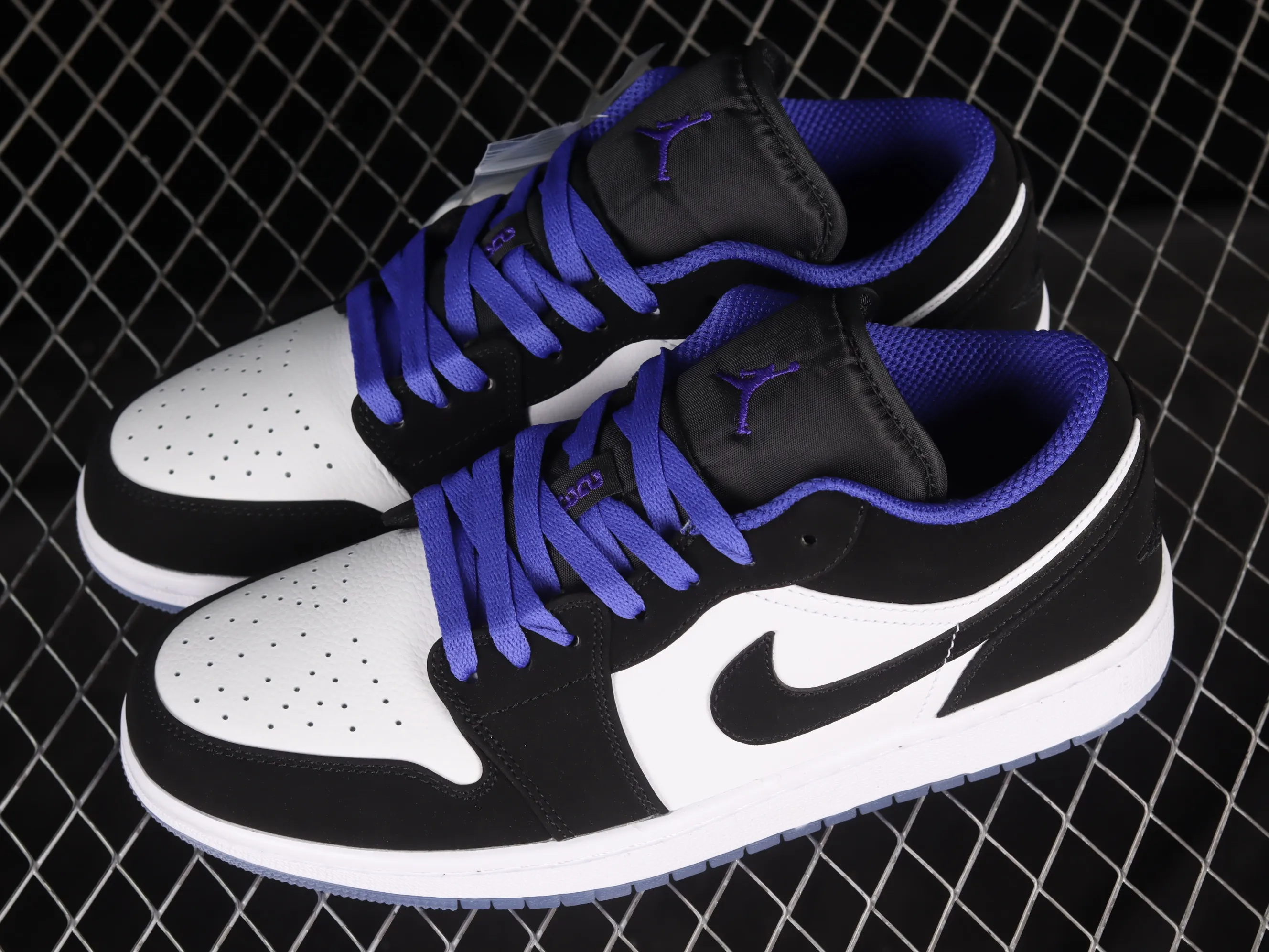 All categories Air Jordan Jordan series basketball shoes Air Jordan 1 Low Air Jordan 1 Low AJ1 Joe 1 crystal black and white low-top cultural basketball shoes 553558-108